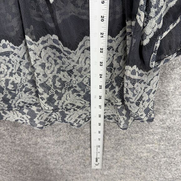 Figueroa & Flower Blouse Women M Medium Black Striped V-Neck 1/2 Button Sheer - Picture 5 of 6